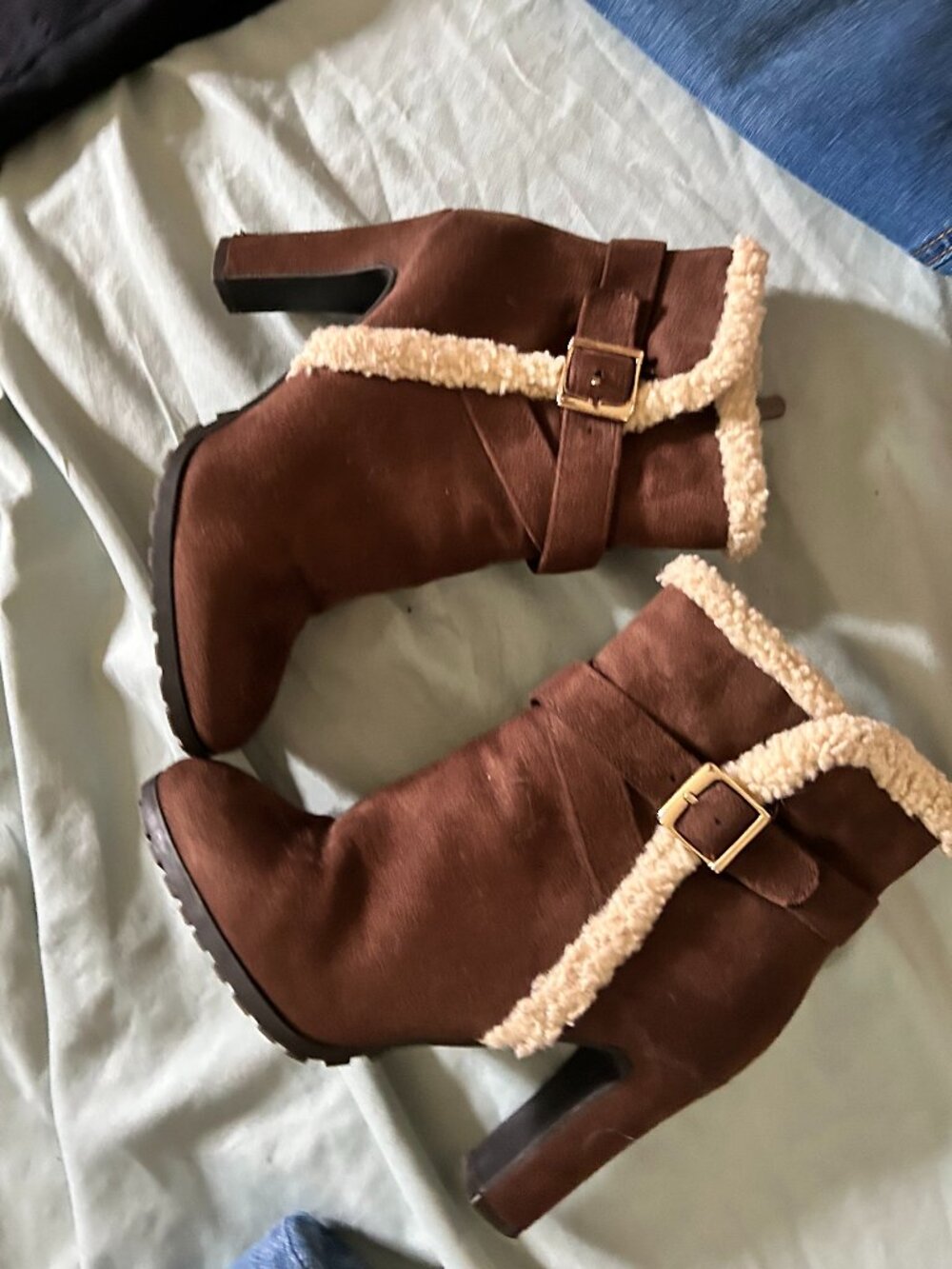 size 51/2 5 1/2 5.5 ankle boots tan faux leathr shoes heels ankle boot brown